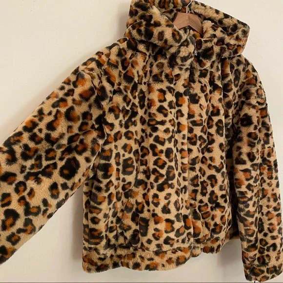 UGG Leopard Faux Fur Mandy Hoodie - Picture 10 of 16